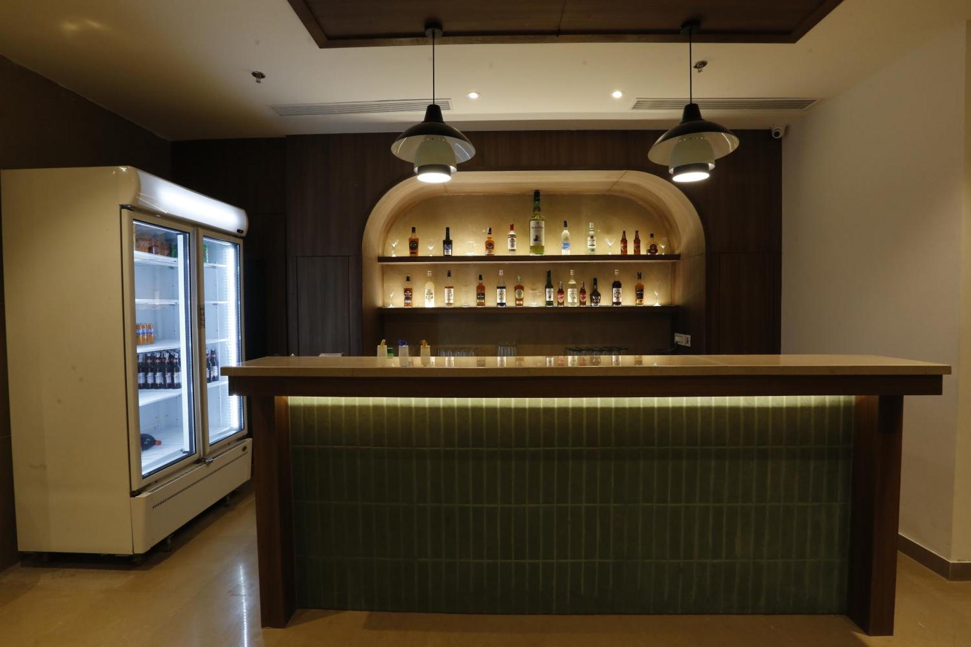 Tulip Inn Zirakpur Exterior photo