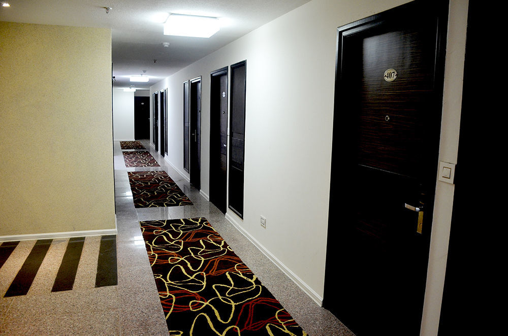 Tulip Inn Zirakpur Exterior photo